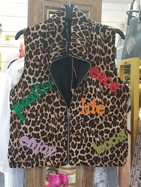 Leopard Print Sleeveless Zip Vest with Colorful Embroidered Words